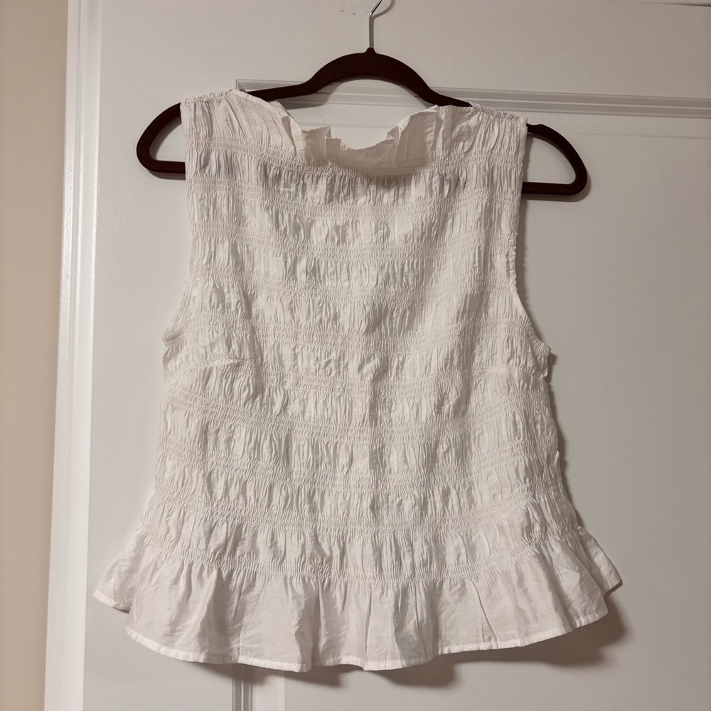 H&M White Sleeveless Tank Top